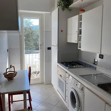 L'arancio - Con Garage Di Proprieta Gratuito Lägenhet *